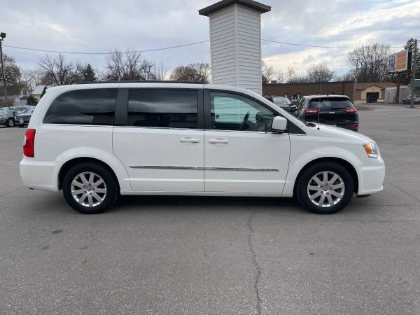 2013 Chrysler Town and Country/91k Miles/2000 DOWN! for sale in Grand Forks, ND – photo 5