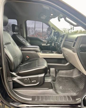 2017 Ford Super Duty F-250 SRW SUPER DUTY XLT - cars & trucks - by... for sale in Grayslake, IL – photo 12