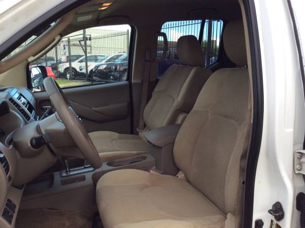 SUPER CLEAN!!! 2010 Nissan Frontier Crew Cab 4WD ***FREE WARRANTY***... for sale in Metairie, LA – photo 14