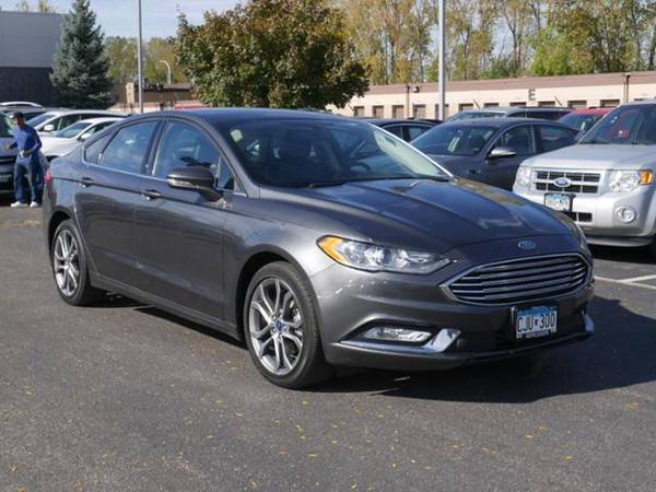 2017 Ford Fusion SE for sale in Walser Experienced Autos Burnsville, MN – photo 4