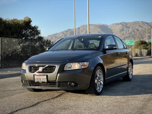 2010 Volvo S40 - cars & trucks - by dealer - vehicle automotive sale for sale in Los Angeles, CA – photo 2