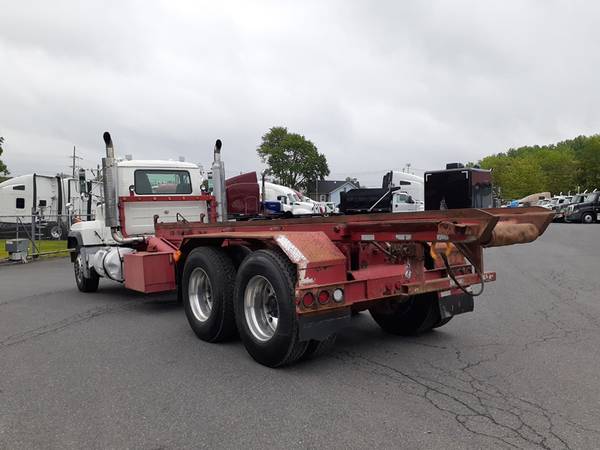 2003 MACK RD688S - 300 Trucks and Trailers In Stock for sale in Coopersburg, PA – photo 7