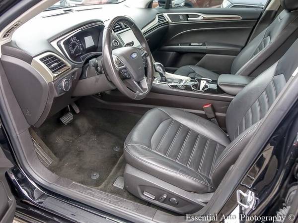 2016 Ford Fusion SE - cars & trucks - by dealer - vehicle automotive... for sale in Oak Lawn, IL – photo 9