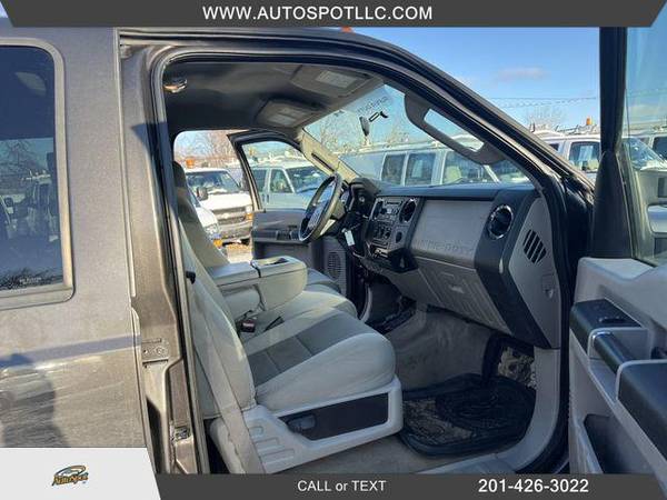 2008 Ford F250 Super Duty Crew Cab XL Pickup 4D 6 3/4 ft for sale in Garfield, NY – photo 21