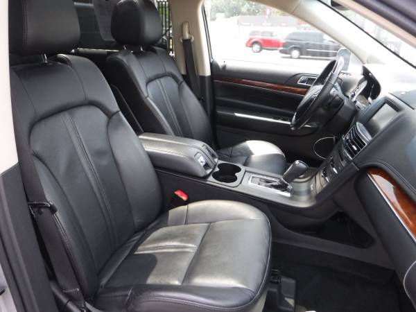 2014 LINCOLN MKT ECOBOOST**LIKE NEW**SUPER LOW MILES**FINANCING AVAILA for sale in Detroit, MI – photo 17