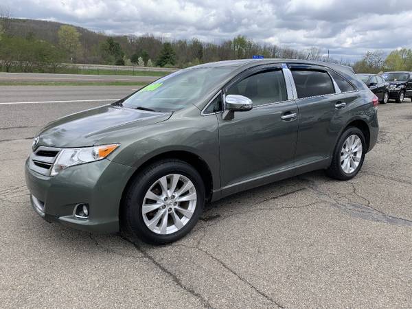 2013 Toyota Venza 4dr Wgn I4 AWD XLE (Natl) - - by for sale in Vestal, NY – photo 2