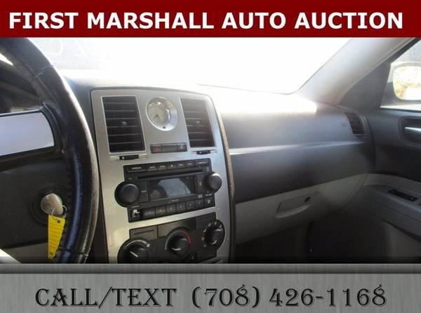 2006 Chrysler 300 Touring - First Marshall Auto Auction - cars & for sale in Harvey, IL – photo 5