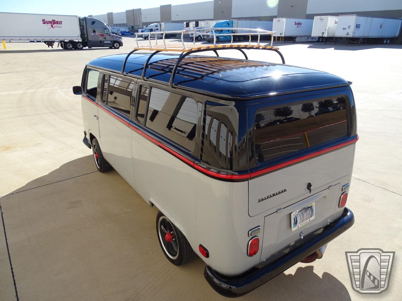 1971 Volkswagen Bus for sale in O'Fallon, IL – photo 31