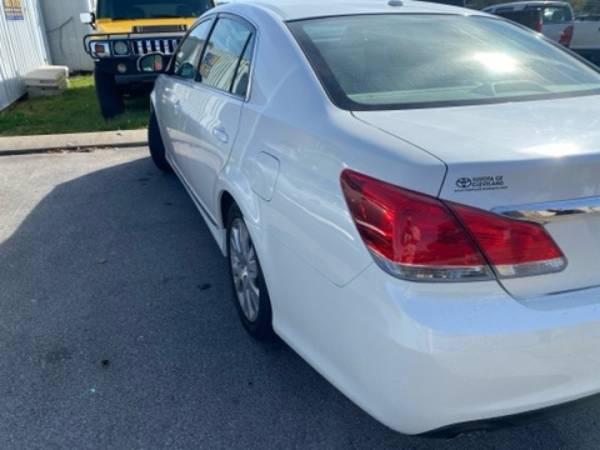 2011 Toyota Avalon - cars & trucks - by dealer - vehicle automotive... for sale in Chattanooga, TN – photo 3