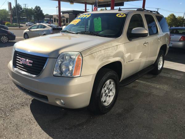 2009 GMC Yukon SLT 4WD!!! Low Miles!!! 2-Owner/Clean Carfax!! Nice!... for sale in Billings MT, MT – photo 3
