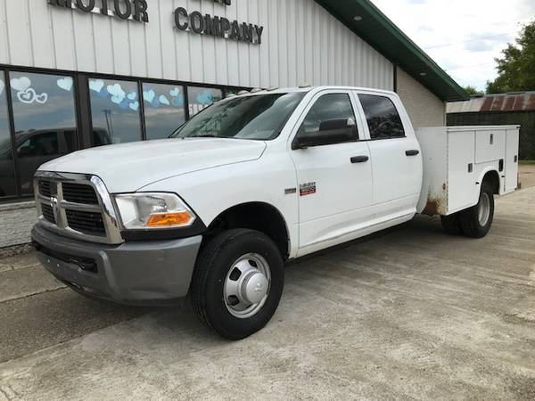 2011 RAM 3500HD Chassis ST 4X4 - cars & trucks - by dealer - vehicle... for sale in Morris, MN – photo 2