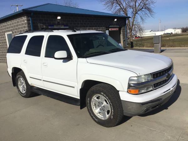 White Chevy Tahoe 1500 4X4 - cars & trucks - by dealer - vehicle... for sale in Dallas Center, IA – photo 17