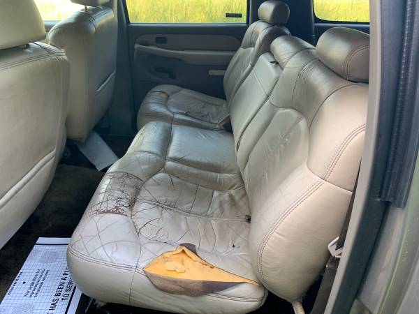 2001 Chevrolet suburban - cars & trucks - by owner - vehicle... for sale in Laurel, MS – photo 6