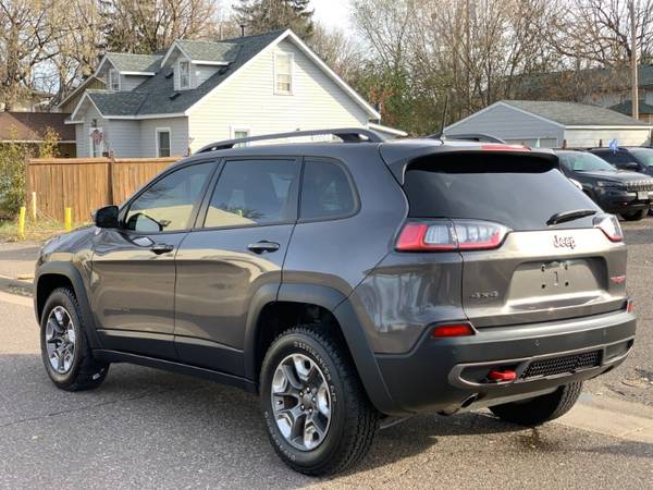 2019 Jeep Cherokee Trailhawk 4x4 - cars & trucks - by dealer -... for sale in Anoka, SD – photo 7