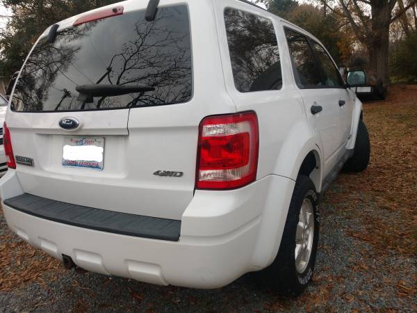 2008 Ford Escape XLT 4WD NICEE - cars & trucks - by owner - vehicle... for sale in Monroe, NC – photo 6