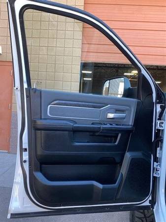 2019 RAM 3500HD CREW CAB LONG BED TRUCK~ 6.7L TURBO CUMMINS! READY T... for sale in Tempe, NM – photo 20