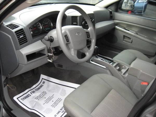 2007 Jeep Grand Cherokee Laredo 4WD - Closeout Deal! for sale in Prospect Park, NJ – photo 9