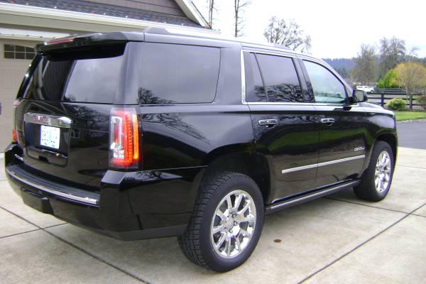 2015 GMC Yukon Denali AWD with only 54,000 miles - cars & trucks -... for sale in Newberg, OR – photo 3