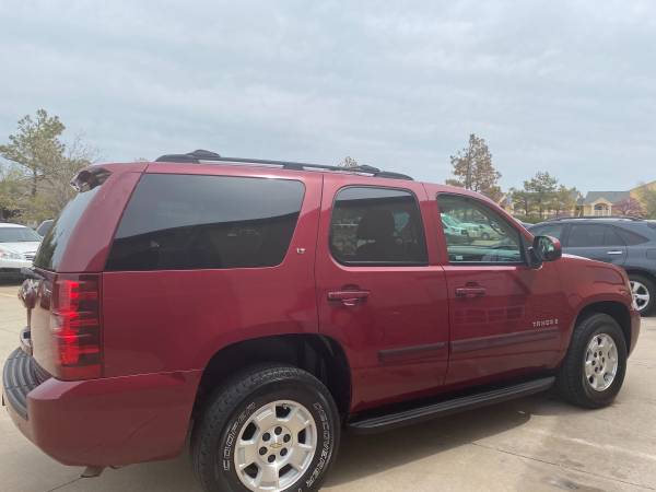 2007 Chevrolet Tahoe LT, 3rd row, Leather - - by for sale in Edmond, OK – photo 2
