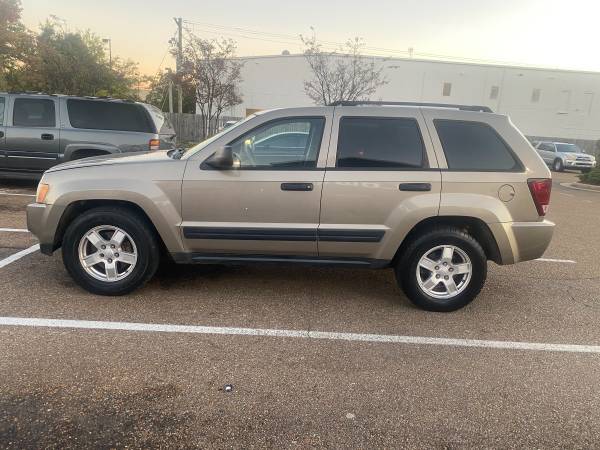 2005 JEEP GRAND CHEROKEE 2WD - cars & trucks - by owner - vehicle... for sale in Greenwood, MS – photo 2
