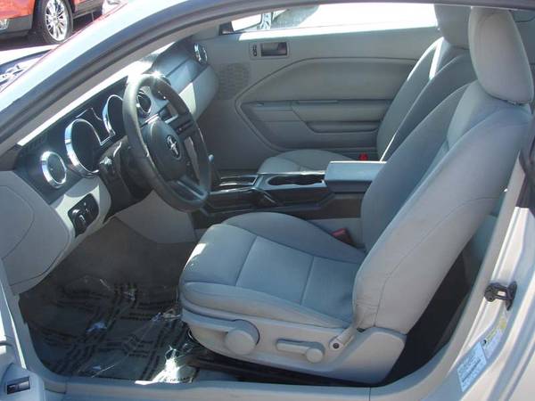 2007 Ford Mustang 2dr Cpe Deluxe . Financing Available. As low as... for sale in South Bend, IN – photo 10