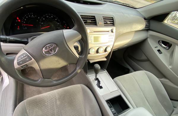 2008 Toyota Camry LE - - by dealer - vehicle for sale in Des Plaines, IL – photo 11