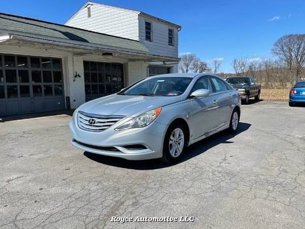 2011 Hyundai Sonata GLS Auto - - by dealer - vehicle for sale in York, PA – photo 5