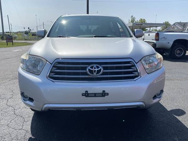 2008 Toyota Highlander Limited Sport Utility 4D - cars & trucks - by... for sale in Grove City, OH – photo 3