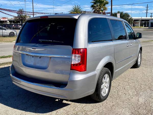 2013 CHRYSLER TOWN & COUNTRY - cars & trucks - by dealer - vehicle... for sale in San Antonio, TX – photo 9
