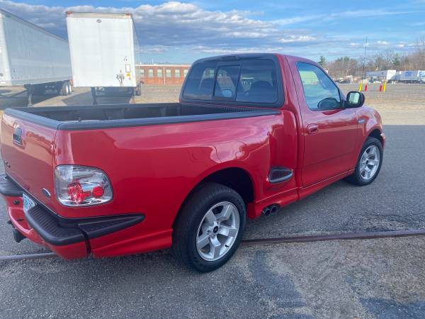 2001 Ford F-150 Lightning LOW LOW MILES for sale in leominster, MA – photo 4