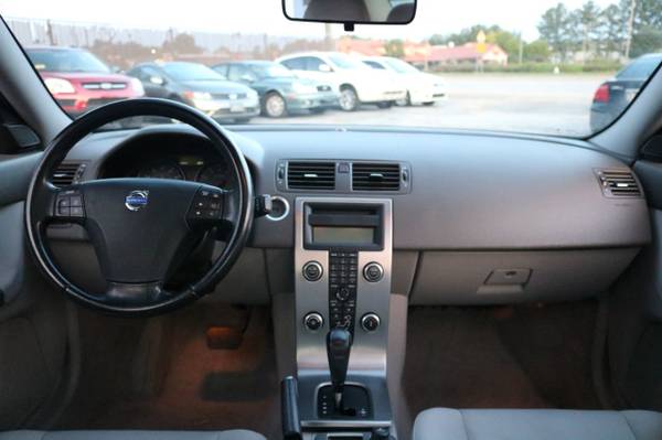 2009 *Volvo* *S40* *2.4i* - cars & trucks - by dealer - vehicle... for sale in Snellville, GA – photo 18