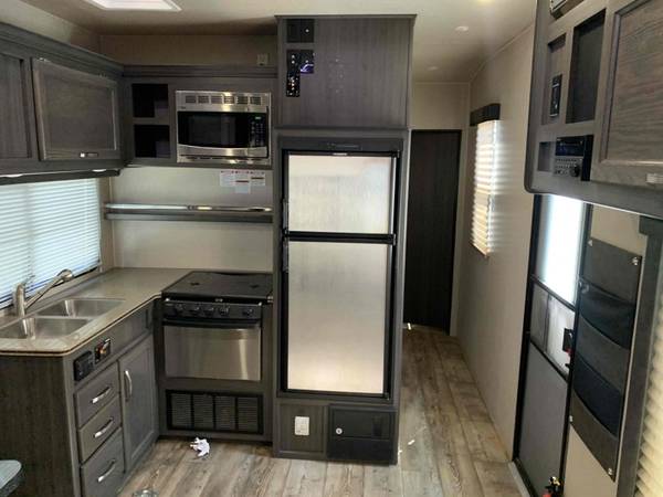 2018 GENE SUPREME with - cars & trucks - by dealer - vehicle... for sale in Castle Rock, CO – photo 21