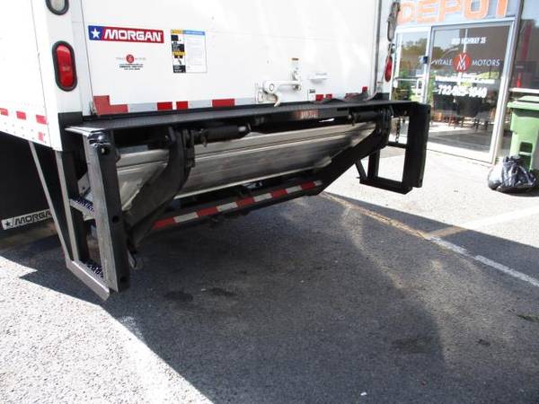 2016 Ford Super Duty F-650 Straight Frame 24 FOOT BOX TRUCK *... for sale in south amboy, MS – photo 24