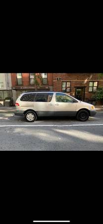 2002 Toyota Sienna for sale in NEW YORK, NY – photo 4