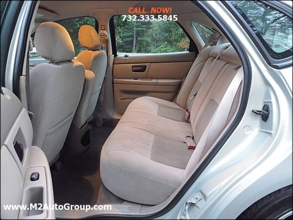 2005 Ford Taurus SE 4dr Sedan - - by dealer - vehicle for sale in East Brunswick, NY – photo 14