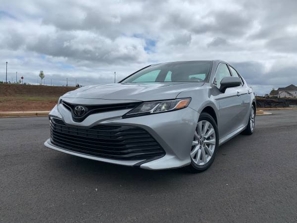 2018 Toyota Camry LE *Clean* - cars & trucks - by owner - vehicle... for sale in Union City , GA – photo 2