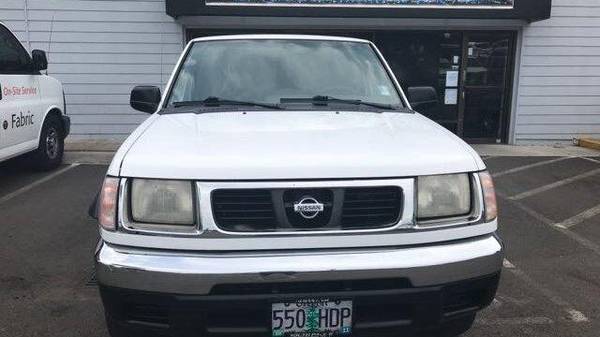 2000 Nissan Frontier XE..GREAT QUALITY TRUCK!! 4dr XE Crew Cab SB 3... for sale in Portland, OR – photo 3