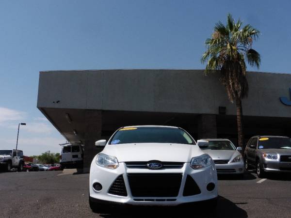 2014 Ford Focus 4dr Sdn SE / LOW MILES / GREAT SELECTION !!!... for sale in Tucson, AZ – photo 2