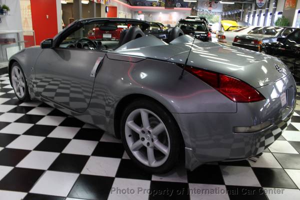 2004 *Nissan* *350Z* *2dr Roadster Enthusiast Automatic for sale in Lombard, IL – photo 9