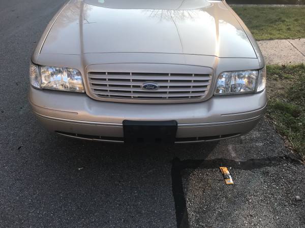 98 crown Vic - cars & trucks - by owner - vehicle automotive sale for sale in Turtle Creek, PA