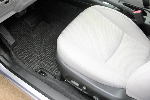 2018 Subaru Forester Premium AWD- Heated Seats, EyeSight, Blind Spot... for sale in Vinton, IA – photo 18