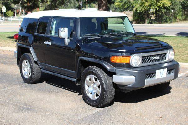 2007 Toyota FJ Cruiser - Over 500 Vehicles to Choose From! for sale in Longmont, CO – photo 2