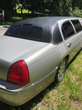 2004 Lincoln Federal 6 Door 24 hour Limousine - cars & trucks - by... for sale in Ogdensburg, NJ – photo 7