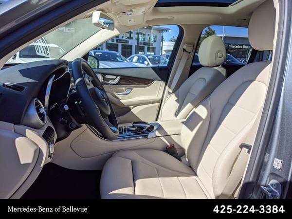 2017 Mercedes-Benz GLC GLC 300 AWD All Wheel Drive SKU:HV002511 -... for sale in Bellevue, WA – photo 18
