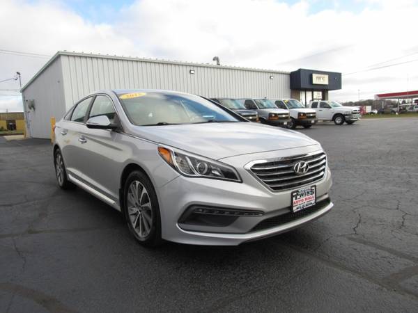 2015 Hyundai Sonata 2.4L Limited - cars & trucks - by dealer -... for sale in Rockford, WI – photo 12