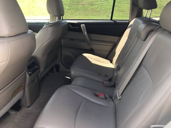 2010 Toyota Highlander SE **AWD**3RD ROW SEATING** for sale in Shippensburg, PA – photo 9