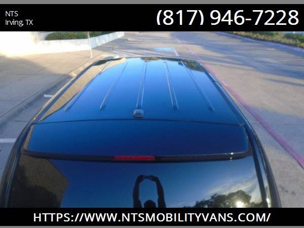 12 DODGE GRAND CARAVAN HANDICAPPED WHEELCHAIR MOBILITY MANUAL RAMP VAN for sale in Irving, MS – photo 23