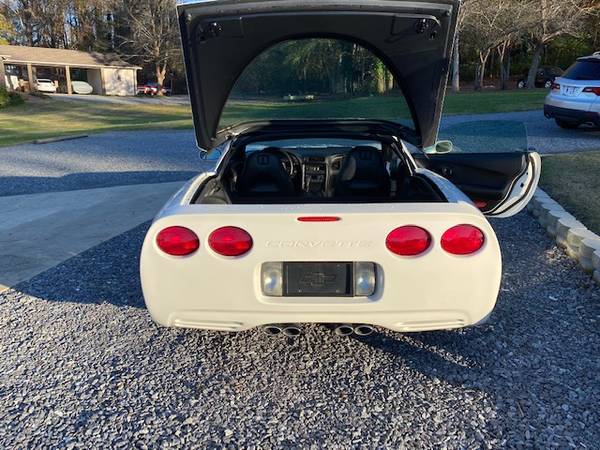2002 Corvette Coupe Hardtop Speedway White/ Like New/20K Miles -... for sale in Rock Hill, NC – photo 10