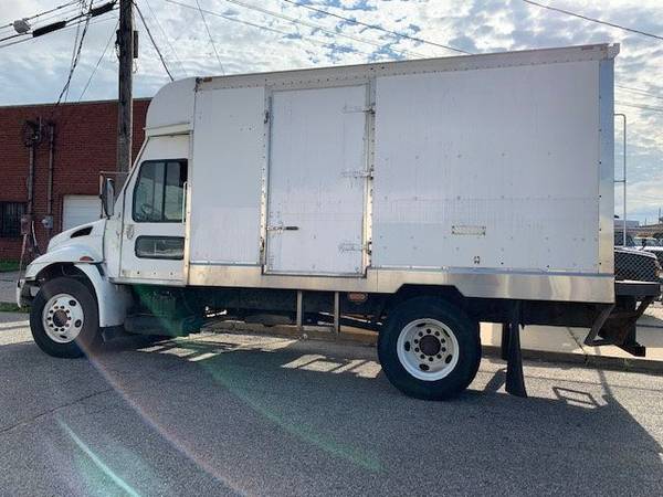 2007 International 4300 SERIES BOX TRUCK WITH DUAL SIDE DOORS - cars... for sale in Massapequa Park, CT – photo 4