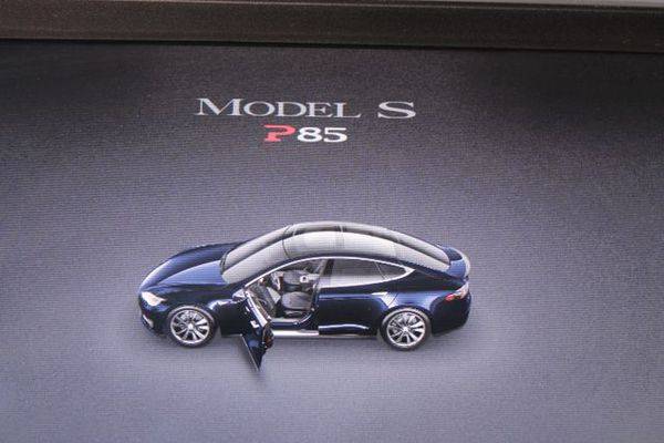 2014 Tesla Model S P85 Sedan 4D For Sale for sale in Costa Mesa, CA – photo 24